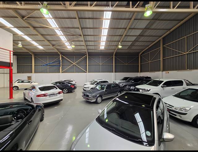 798M² WAREHOUSE FOR SALE IN NORTH RIDING